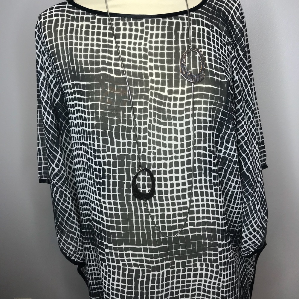 Tunic - Picture 2 of 4